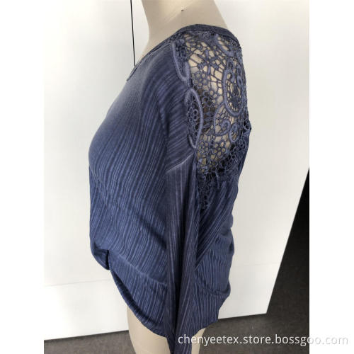 V-neck long sleeve stitched back and forth